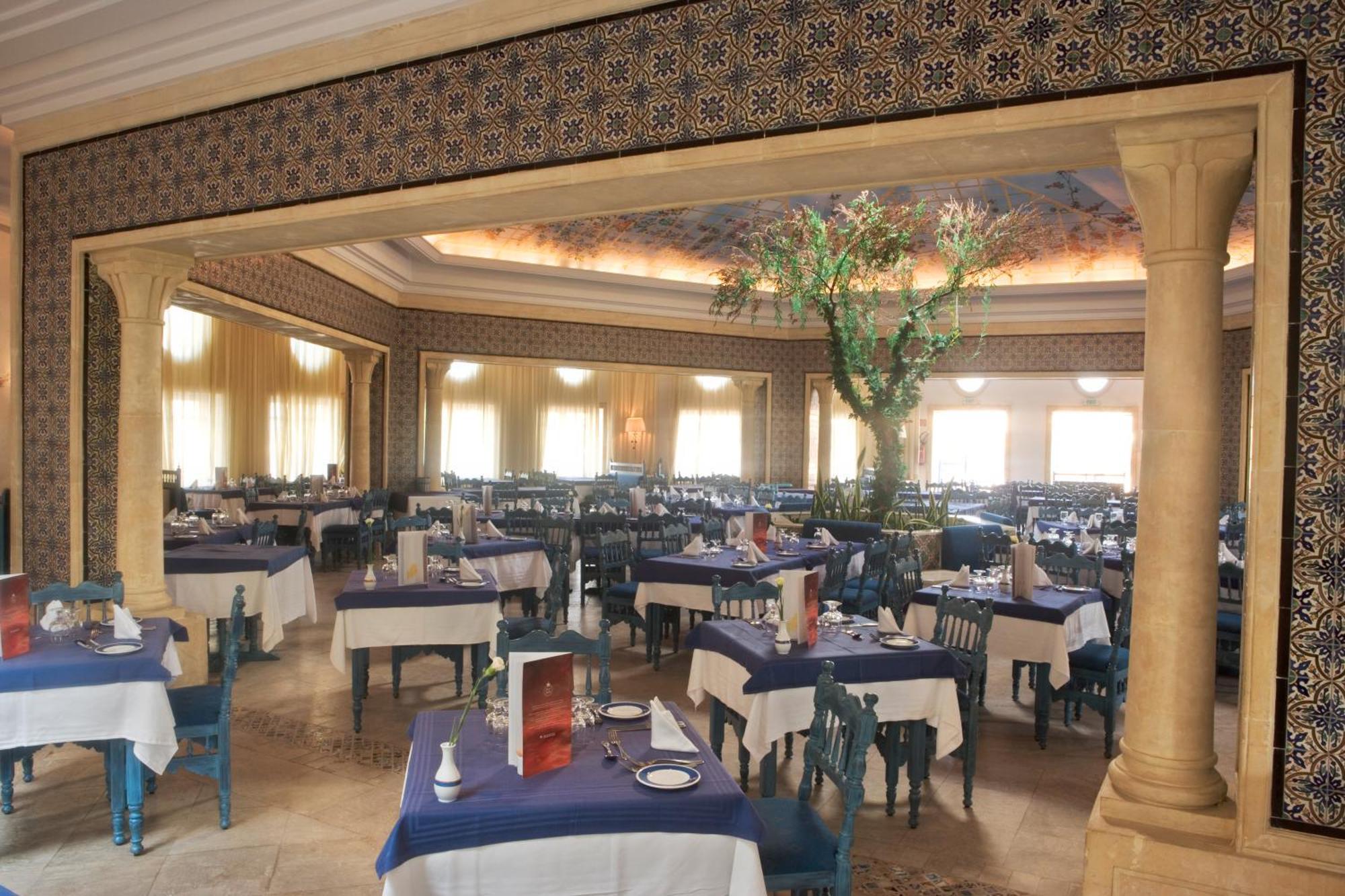 Medina Belisaire And Thalasso Hammamet Restoran fotoğraf